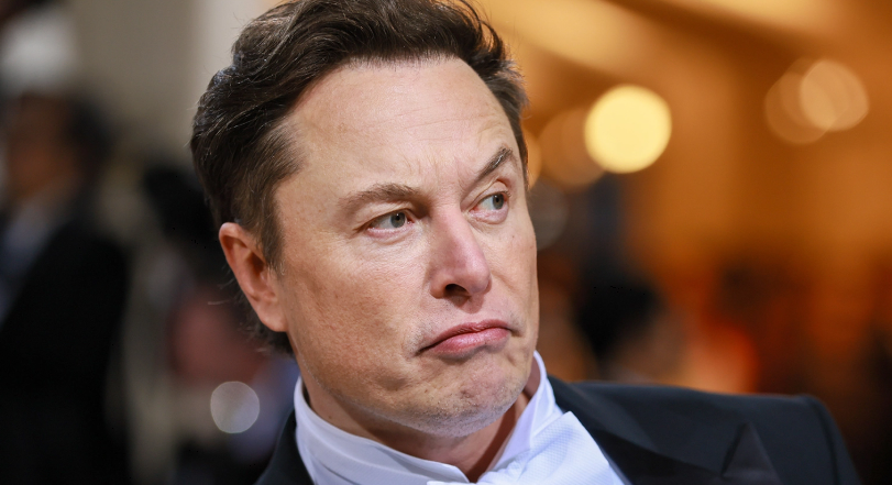 Elon Musk nuk ndalet! Merr sërish kreun si njeriu më i pasur në botë!