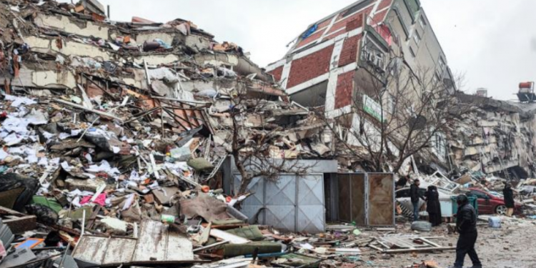 Bilanc tragjik, shkon në mbi 50.000 numri i viktimave nga tërmetet në Turqi dhe Siri