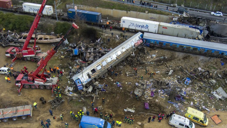 Aksidenti i trenave në Greqi/ Në mesin e 57 viktimave janë 4 shqiptarë, sot ditë zie në Shqipëri