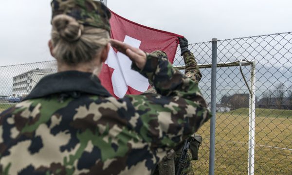 Zvicra ua zgjat mandatin ushtarëve në KFOR deri më 2026
