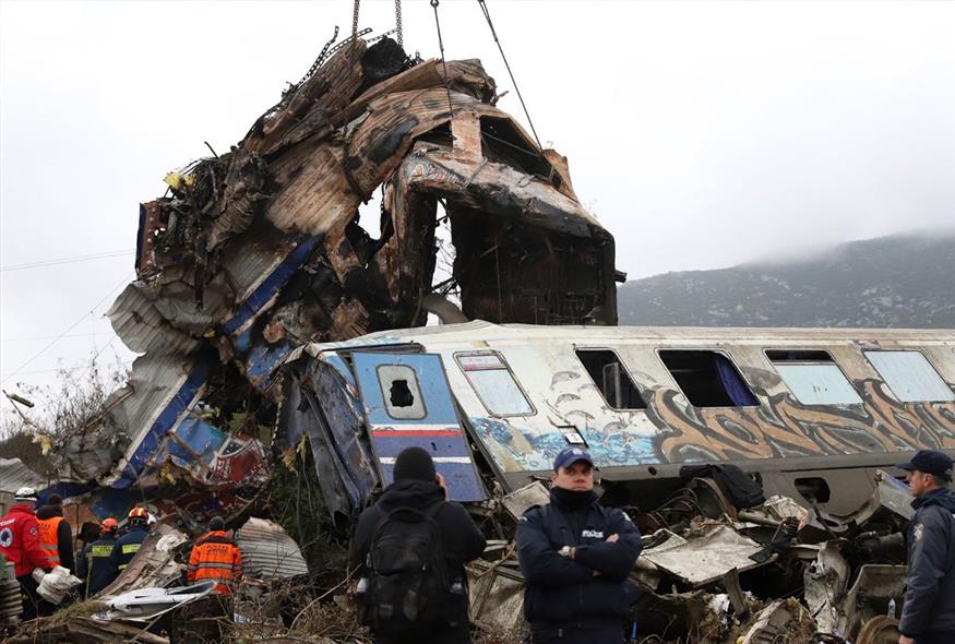 Gazetarët grekë: Kemi përgjegjësi për aksidentin e trenave, nuk investiguam sistemin hekurudhor