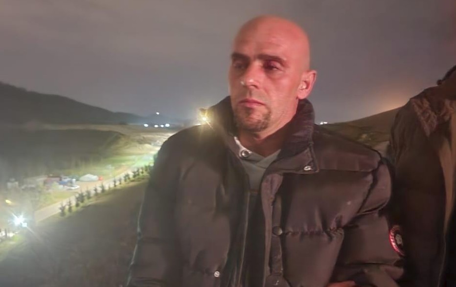 Bleu 2 paketa, molto dhe ujë pa gaz/ Gazetari: Dan Hutra shkoi në Sharrë për të kryer vrasjen e katërt