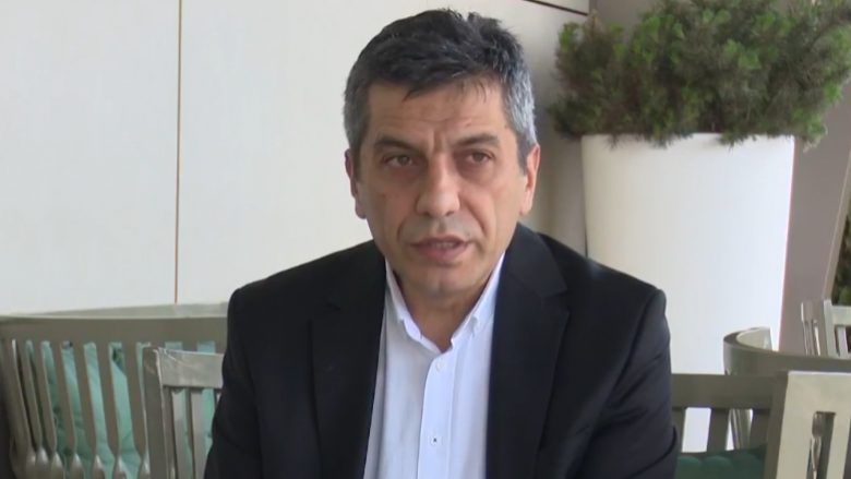 Mexhiti: Ne i shërbejmë Ali Ahmetit, ai mund ta zgjidh problemin për dy minuta