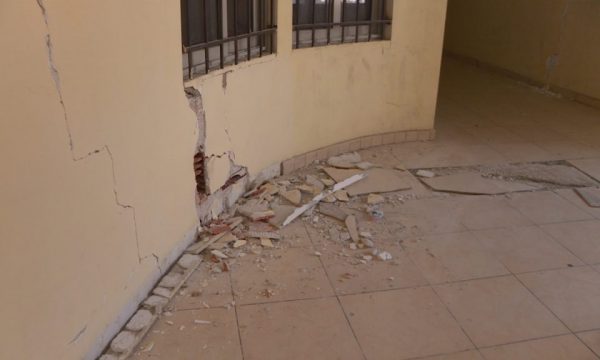 Shpërthim me tritol gjatë natës në oborrin e zyrave të OSHEE në Bushat