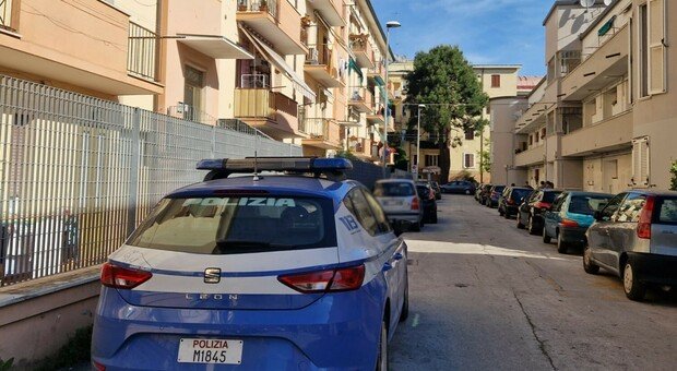Trafikonte drogë, shqiptari në Itali kapet duke marrë rreze dielli në ballkon