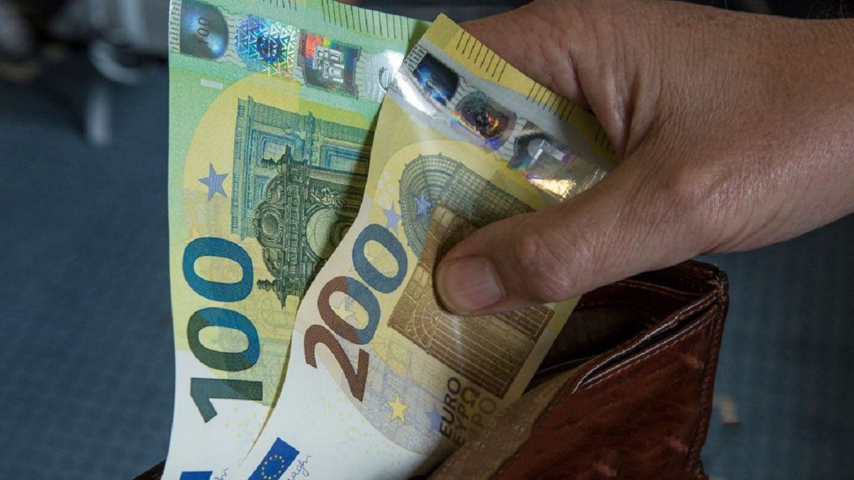 50-she, 100-she e 200-she: Po “vlojnë” paratë false në Kosovë, Policia kap 5 raste