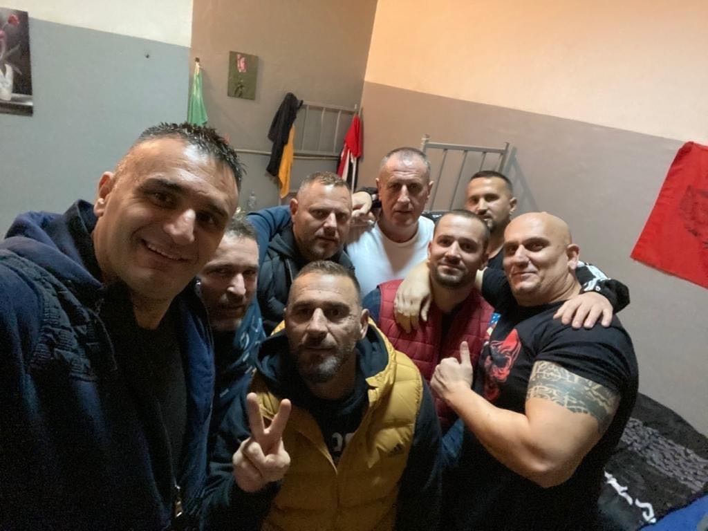 Petrovska: Të dënuarit e Grupit të Kumanovës duhet ta vuajnë dënimin në Maqedoni