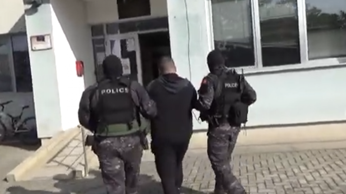 Aksion policor në Shkup, ndalohen 18 persona