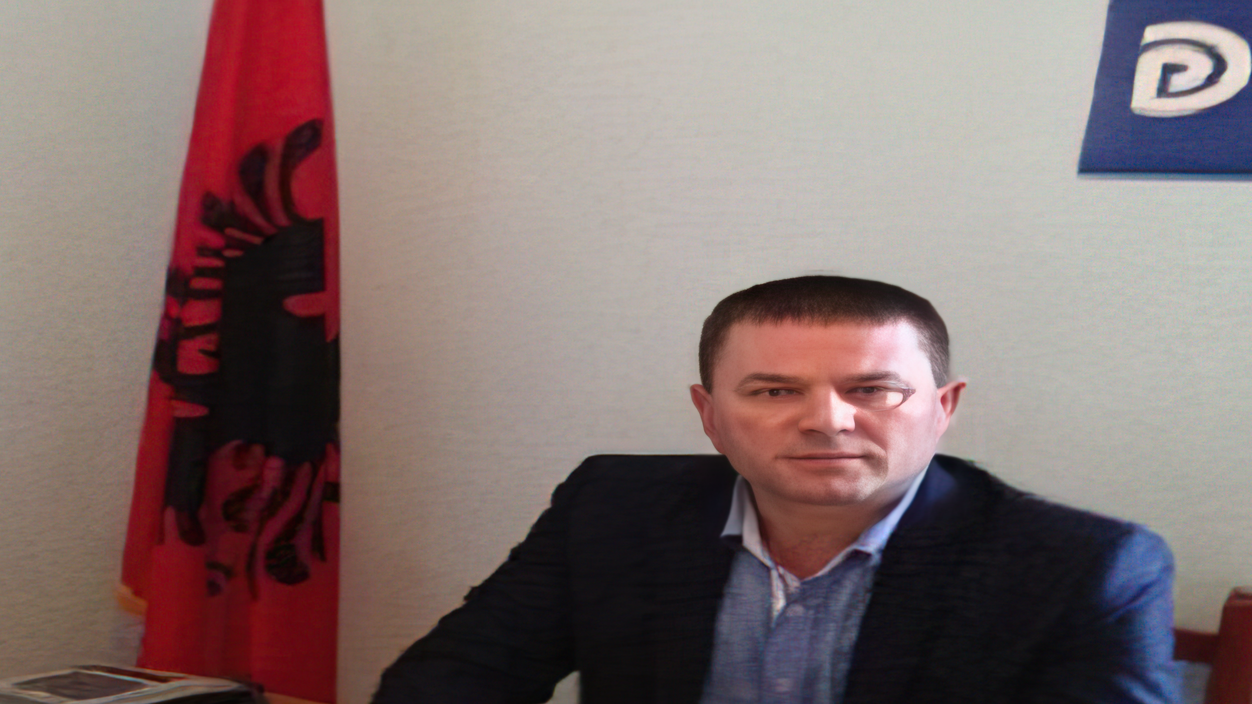 Tre ditë pas zgjedhjeve, kris arma në Peqin, plagoset ish-kreu i PD-së