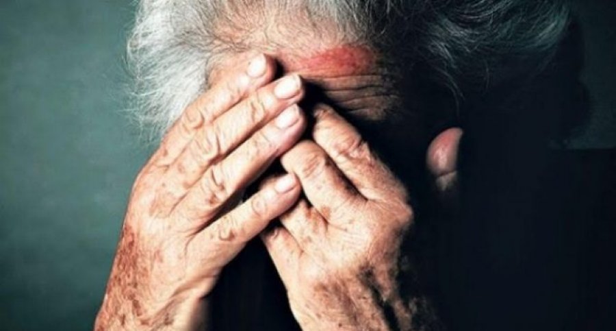 Sulmohet seksualisht një 80 vjeçare në Vushtrri