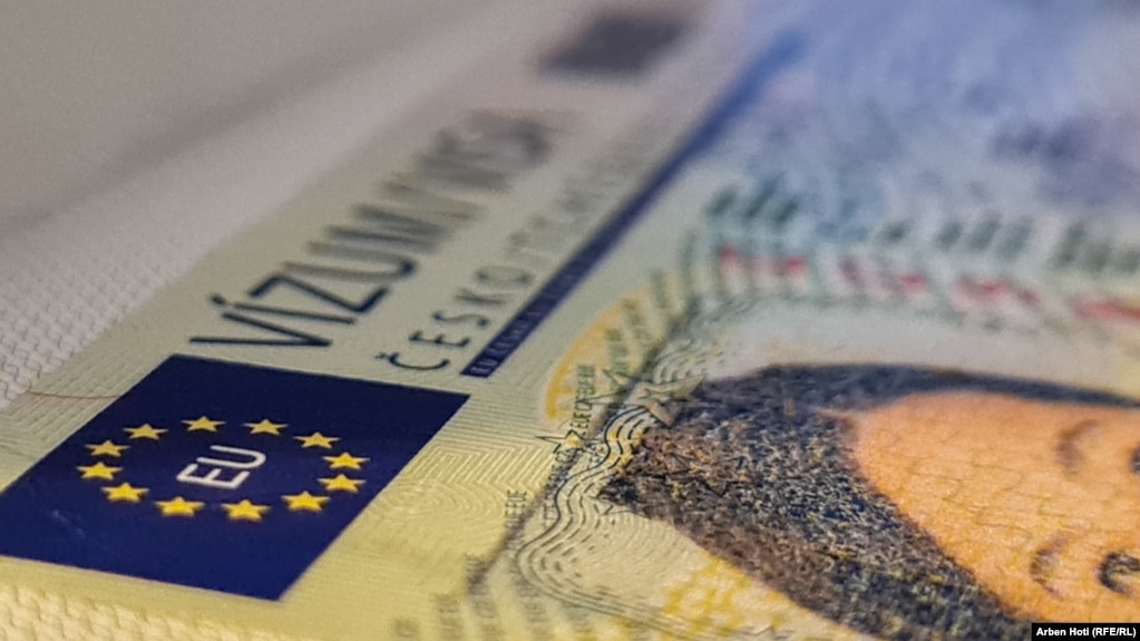 Hyn në fuqi rregullorja e BE-së për heqjen e vizave për Kosovën