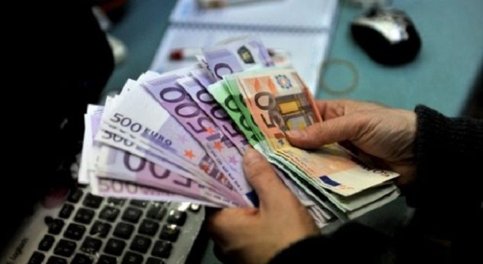 Aplikoi për kredi me dokumente të falsifikuara, arrestohet i dyshuari në Fushë-Kosovë