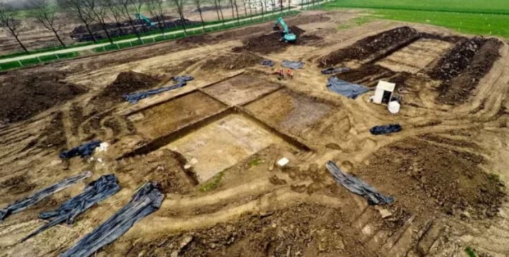 Gjithçka ishte fshehur thellë nën tokë/ Arkeologët holandezë gjejnë një tempull 4000-vjeçar