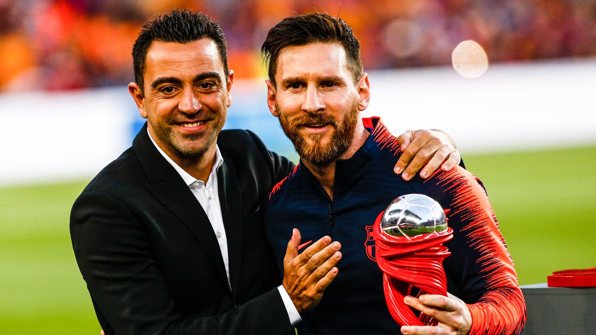 Deklarata që e afron me Barcelonën, Xavi: Messi vendos javën tjetër, të respektojmë PSG-në