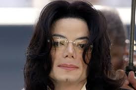 Michael Jackson në gjyq, 13 vite pas vdekjes rikthehet çështja e ngacmimeve seksuale