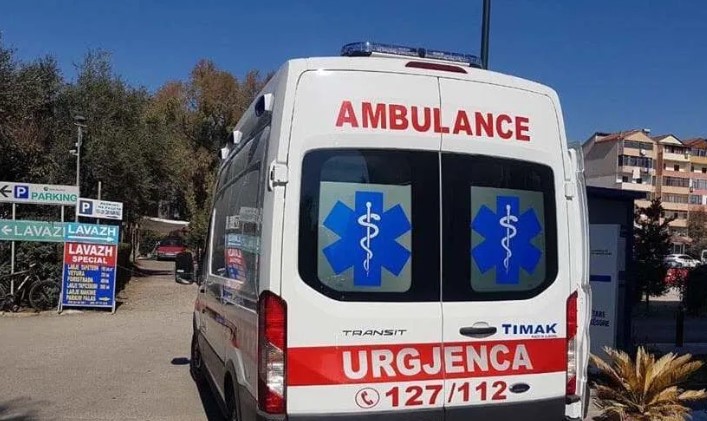 Trupi drejt dekompozimit, gjendet e vdekur brenda banesës gruaja në Patos