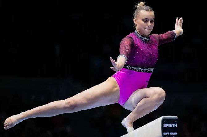 E rrallë! Zvicra ndalon me rregullore fotot kompromentuese të gjimnasteve femra
