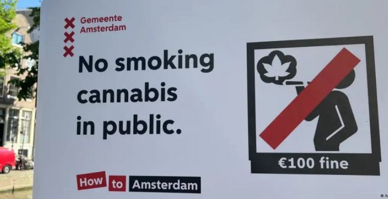 100 Euro gjobë/ Në Amsterdam nuk mund të tymosësh më kanabis në vendet publike
