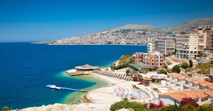 Çmendet Jugu! 3500€/m2, apartamentet e vilat me qira 500-1000€ nata