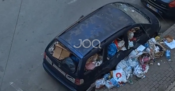 Banorja në Kashar: Poshtë pallatit është një makinë e mbushur me plehra, rrezikojmë nga pandemia