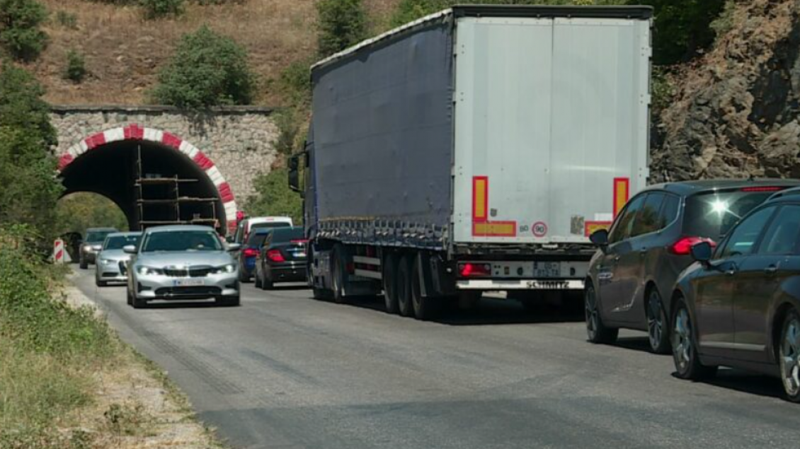 Regjim i përkohshëm i komunikacionit në tunelin Shkup – Bllacë