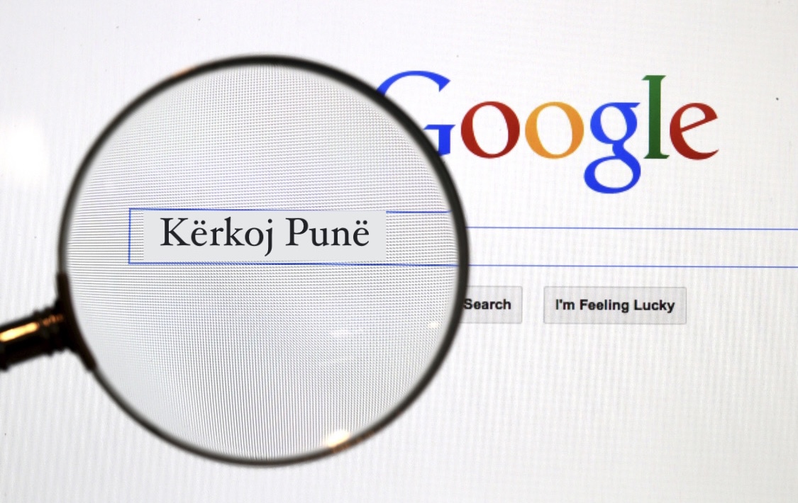 Nga “Chat GPT” te “Kërkoj Punë”/ Çfarë kanë kërkuar shqiptarët në Google këtë vit