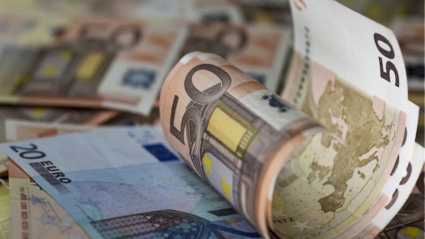Deponohen 1060 euro të falsifikuara, policia heton rastin