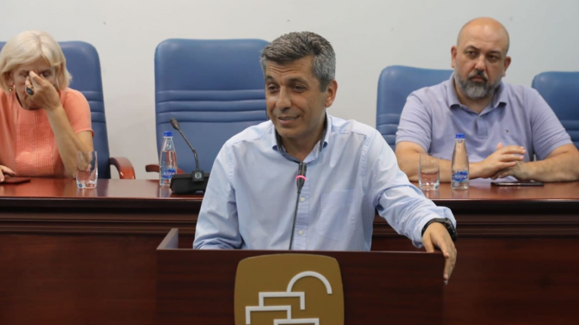 Izet Mexhiti: Maqedonia e fundit në rajon me rritje ekonomike