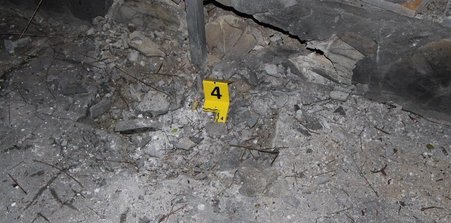 Shpërthim me lëndë plasëse në një servis në Vaun e Dejës