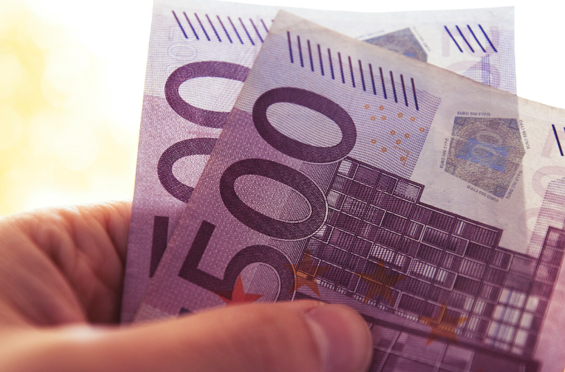 Ndalohet qarkullimi i kartëmonedhës 500 euroshe në Kosovë