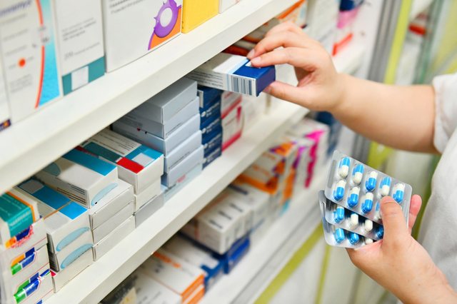 Në 2023, shqiptarët paguan nga xhepi 141 mln euro për blerjen e produkteve farmaceutike