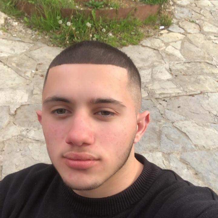 “E kanë shkel me kerr, e kanë shtyp”–Flet xhaxhai i 18-vjeçarit që u rrah për vdekje