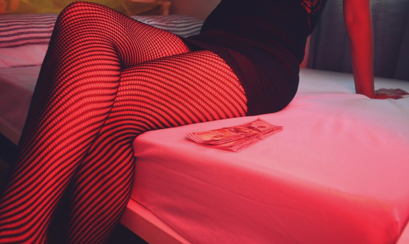 Shokët i shfrytëzuan për prostitucion, vajzat: Ikëm vetë nga shtëpia, s’kishim lekë për hotel