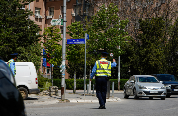 Ndërprehet përkohësisht qarkullimi në disa segmente rrugore për shkak të vizitës së Presidentit të Maqedonisë