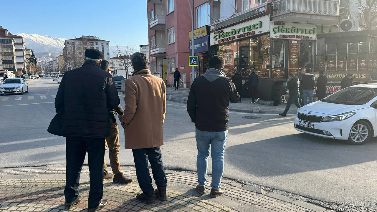 Tërmeti me magnitudë 5.2 godet Turqinë, banorët dalin të frikësuar në rrugë