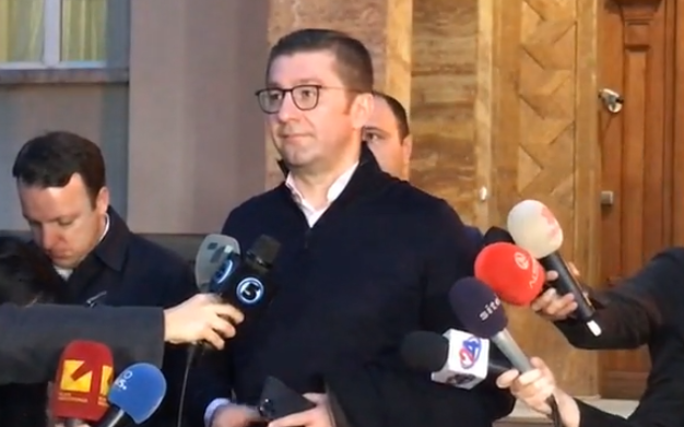 Mickoski kundërshton kandidaturën e Xhaferit për kryeministër teknik