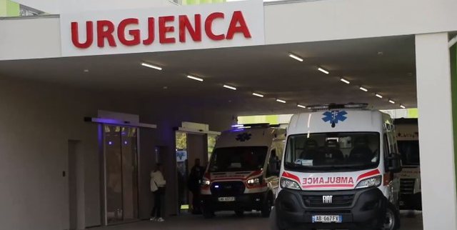 Zjarr në urgjencën e re në QSUT, nis evakuimi i pacientëve