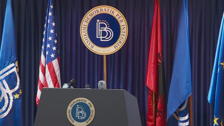 BDI: Pendarovski e firmosi Kodin Penal me flamur europian edhe pse BE e kundërshtonte