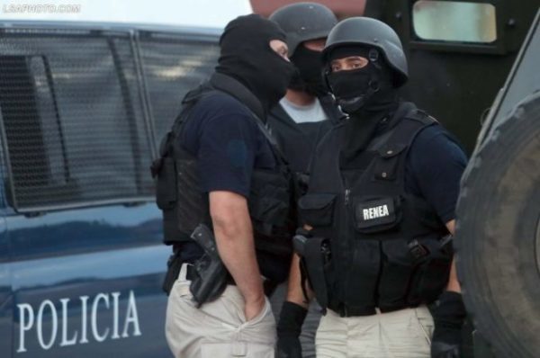 Goditet grupi që trafikonte lëndë eksplozive nga Kosova në Shqipëri, 7 të ndaluar