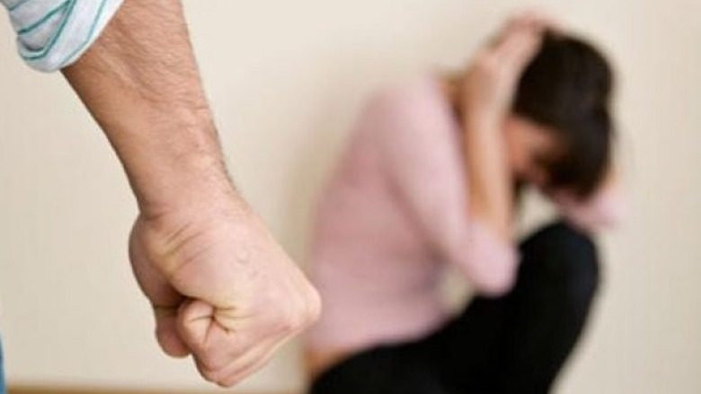 Dhuna në familje, vetëm të dielën policia raportoi për gjashtë raste