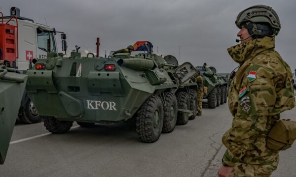 Serbia del me propozim që KFOR’i t’ua sjellë të ardhurat në dinarë serbëve në Kosovë