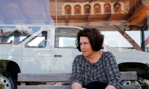 Gjykata kthen në punë gruan e heroit Ilaz Kodra që e largoi nga puna Qeveria Kurti