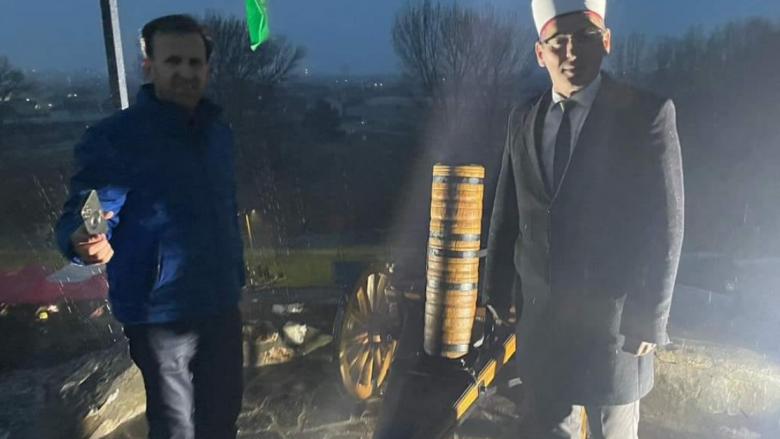 Në Balindoll të Gostivarit, pas 80 vitesh rikthehet tradita e çeljes së iftarit me hedhjen e topit