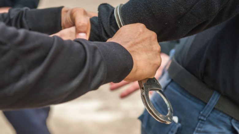 Ndalohet një 28-vjeçar nga Manastiri, dyshohet për vjedhje