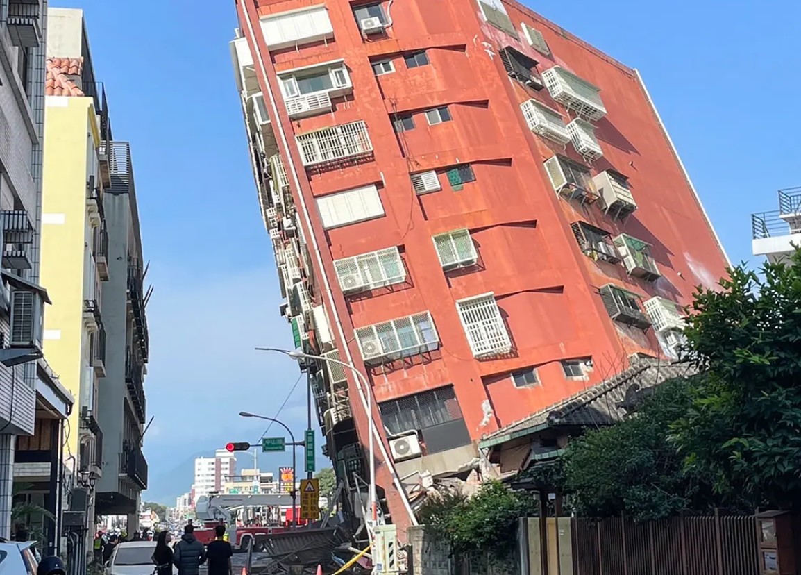 Tajvani goditet nga një tërmet me magnitudë 7.2, më i forti në 25 vitet e fundit