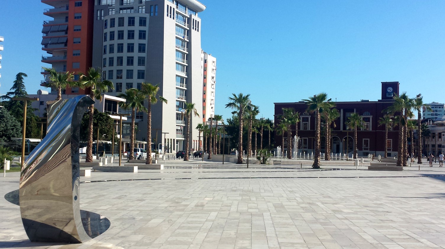 Durrësi, qyteti më i nxehtë i Ballkanit deri më 2040, shkak betoni dhe ndërtimet