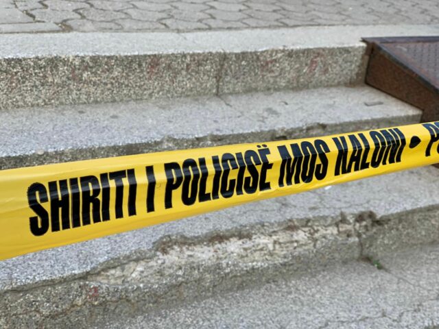 Gjendet një person pa shenja jete në Vushtrri, policia nis hetimet