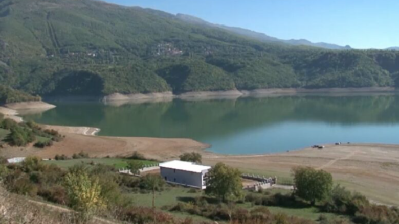 Rrufeja la pa energji elektrike rajonin Dibër – Strugë