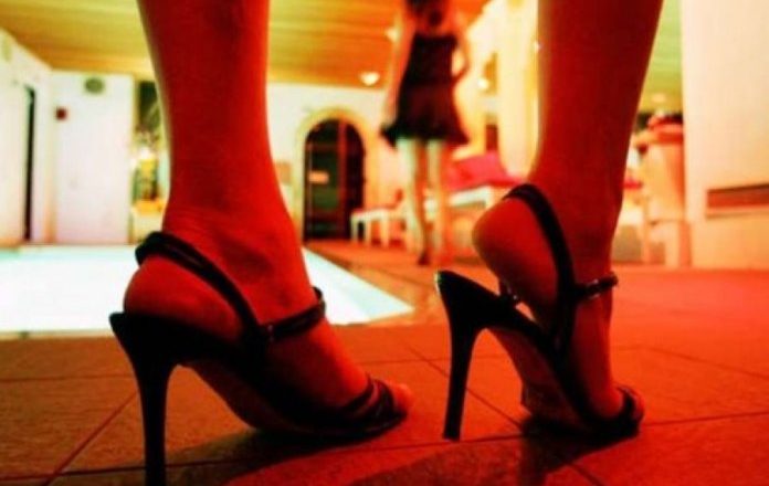 Motër e vëlla shfrytëzonin vajzat e huaja për prostitucion