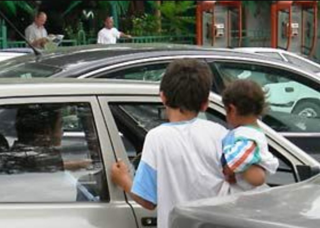 Policia në aksion kundër keqpërdorimit të fëmijëve si lëmosh kërkues